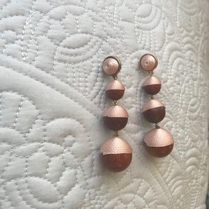 NIB Stella & Dot Effie Drop Earrings